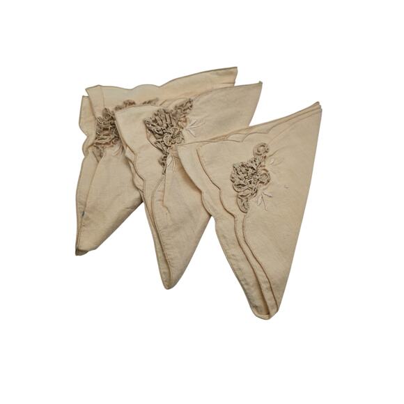 Set of 3 Vintage 100% Cotton Dinner Napkins Cream Crochet Side Victorian - Picture 2 of 4